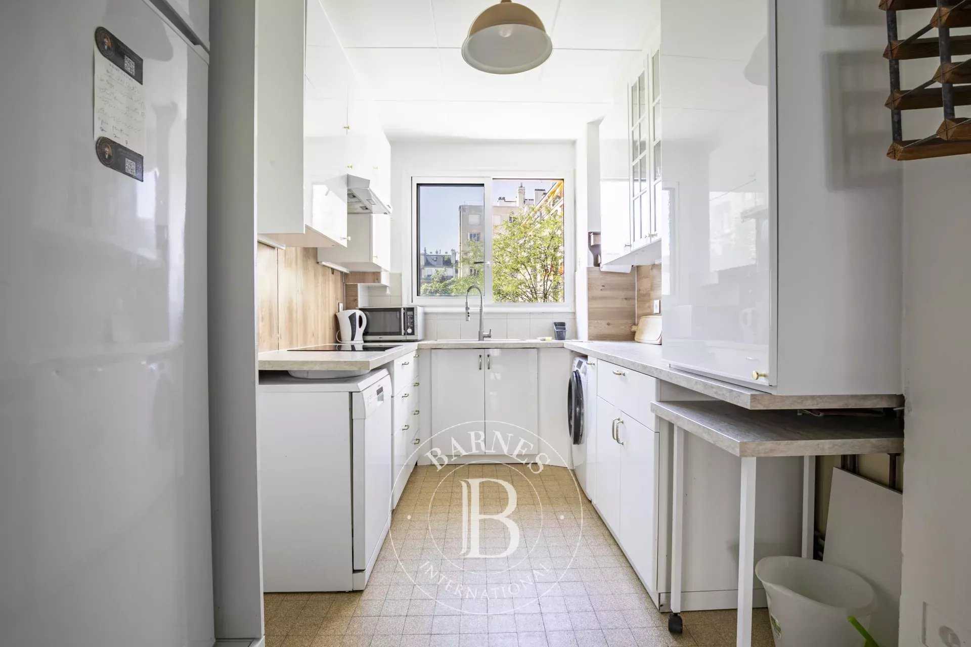 Paris  - Apartment 3 Bedrooms