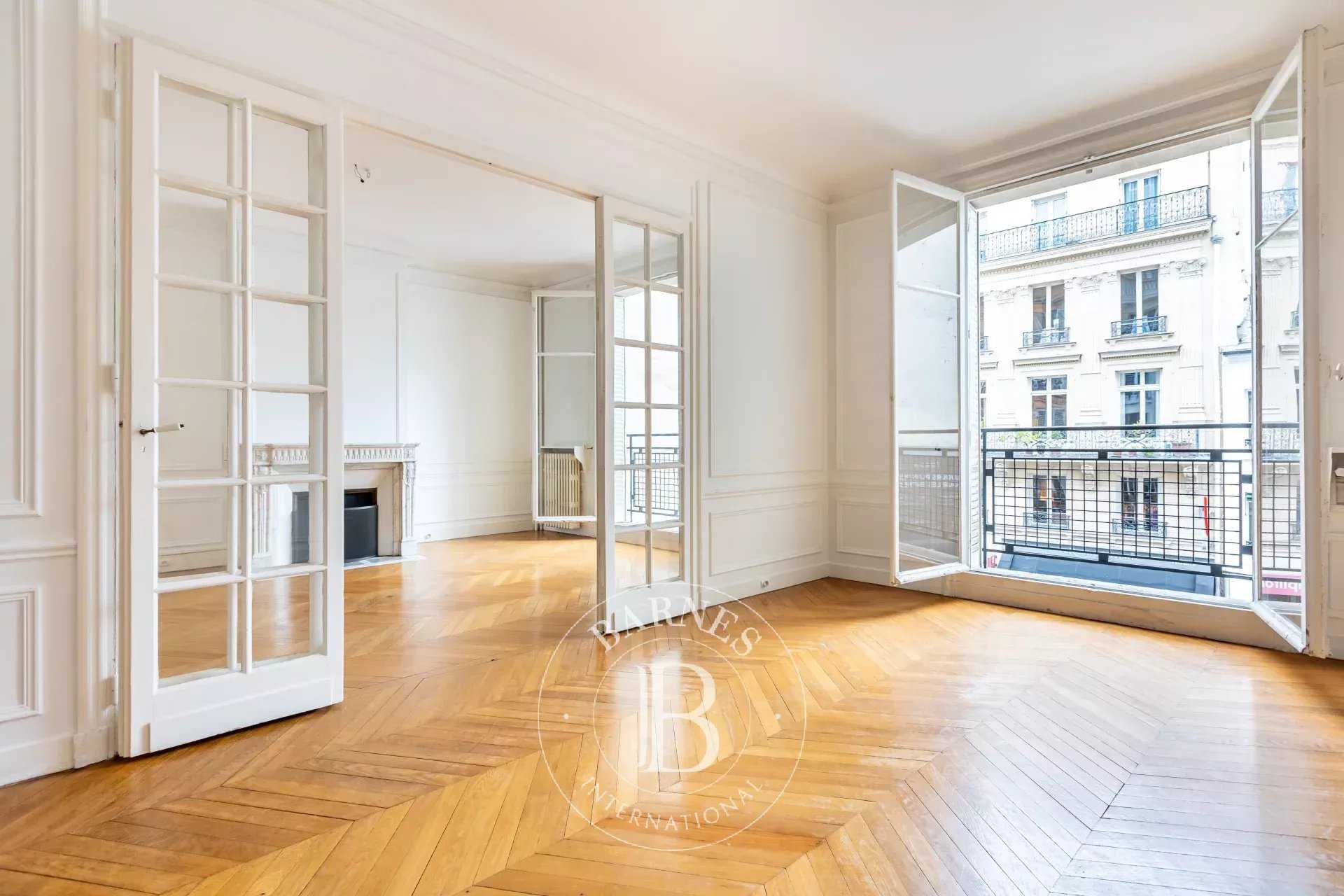 Appartement Paris 75016  -  ref 85833921 (picture 2)