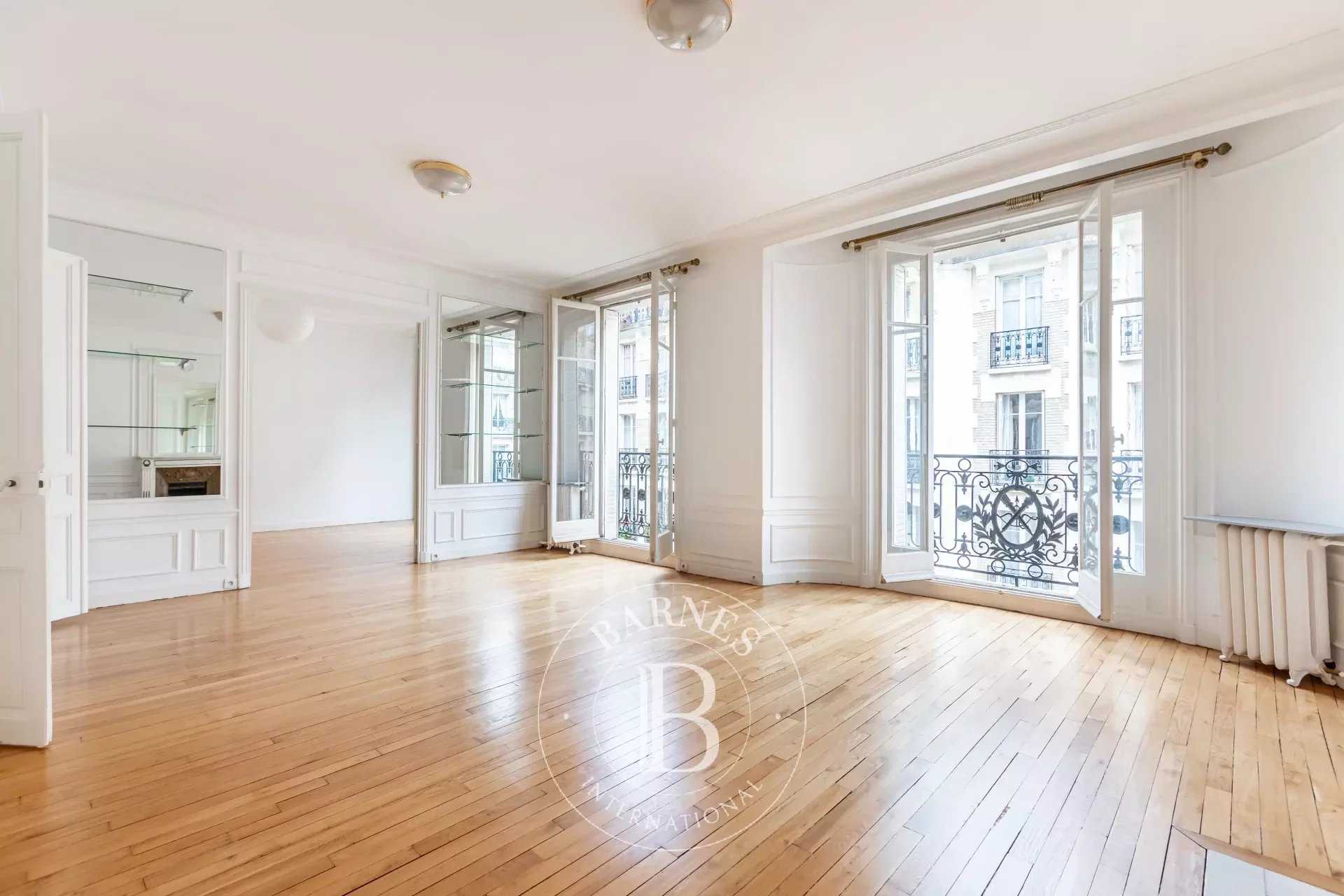 Apartment Paris 75016  -  ref 83683297 (picture 2)