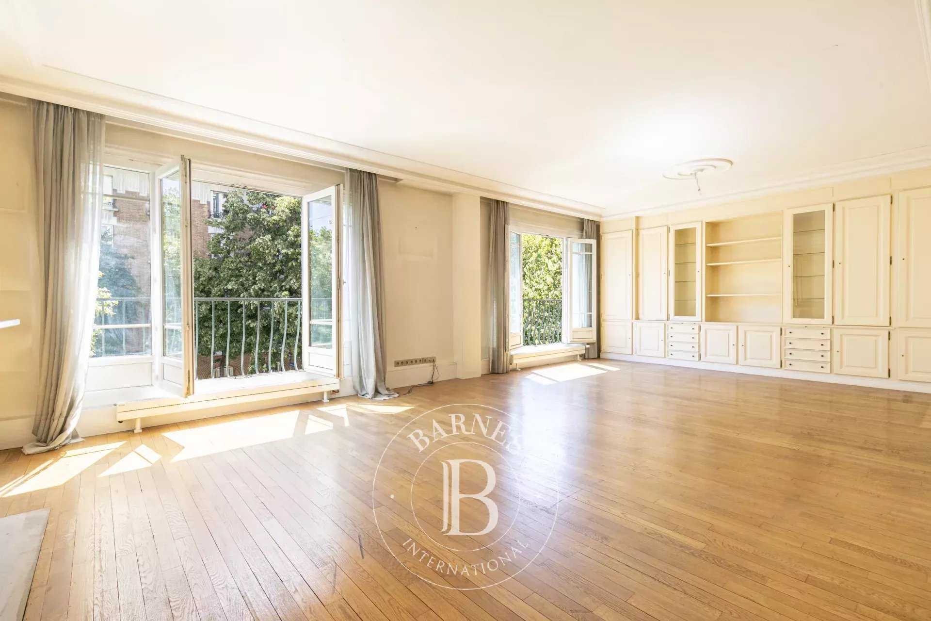 Apartment Paris 75016  -  ref 86085585 (picture 2)