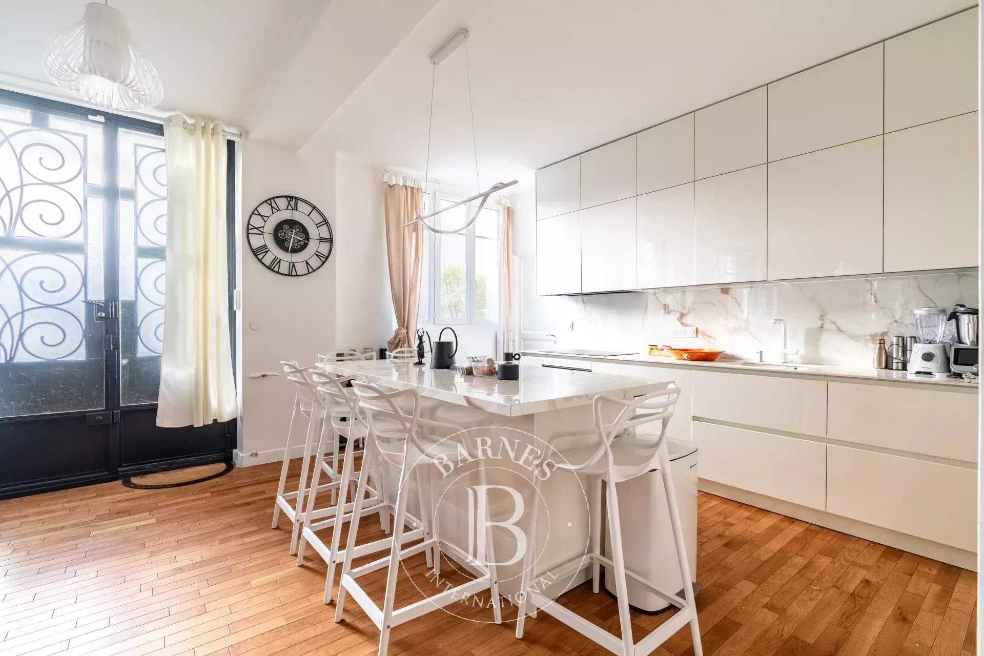 Appartement Paris 75016  -  ref 85768371 (picture 3)