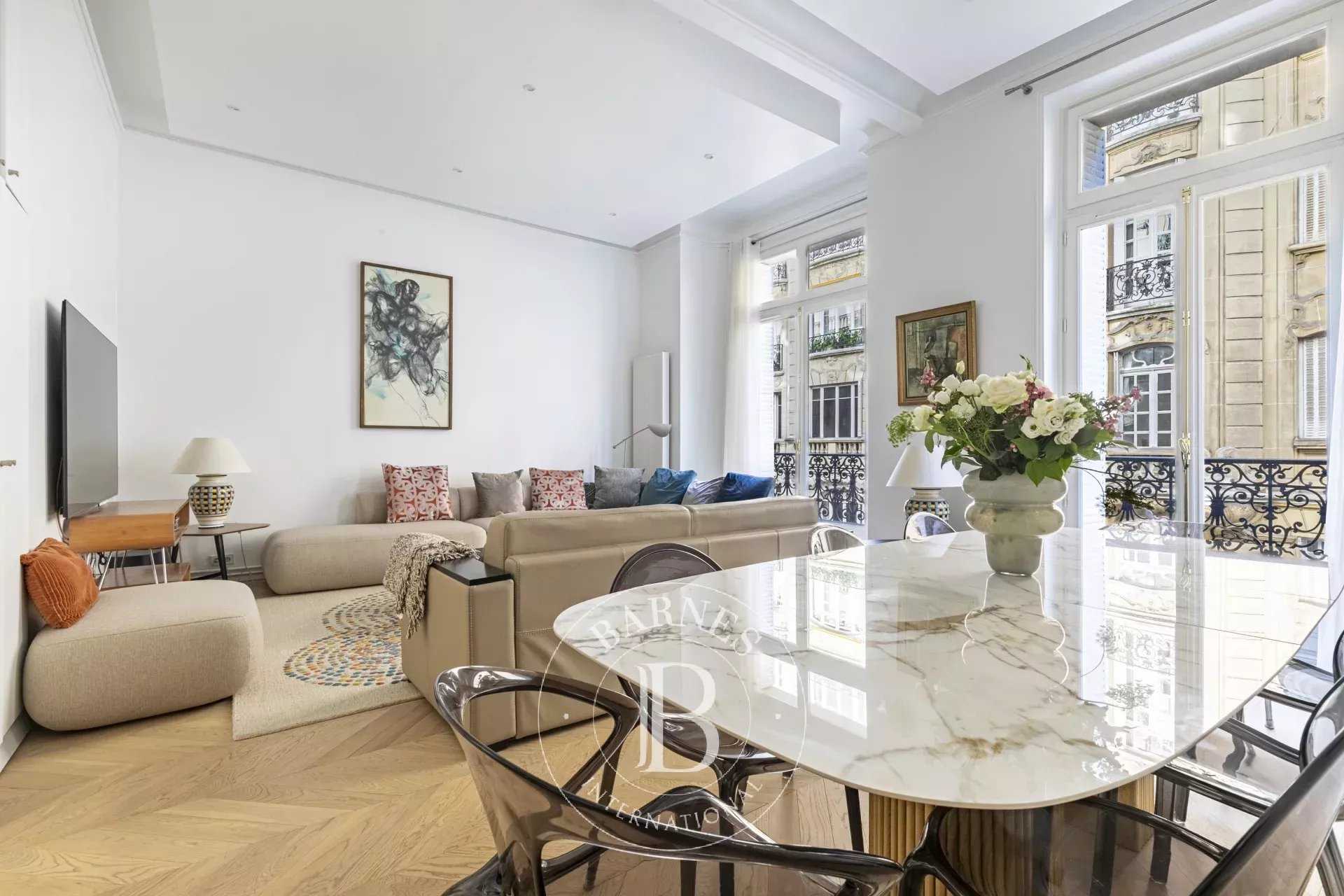 Apartment Paris 75016  -  ref 86226609 (picture 1)