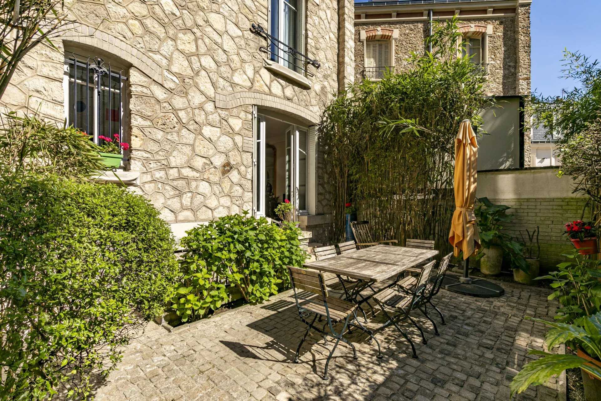 Maison Paris 75016  -  ref 85892399 (picture 1)