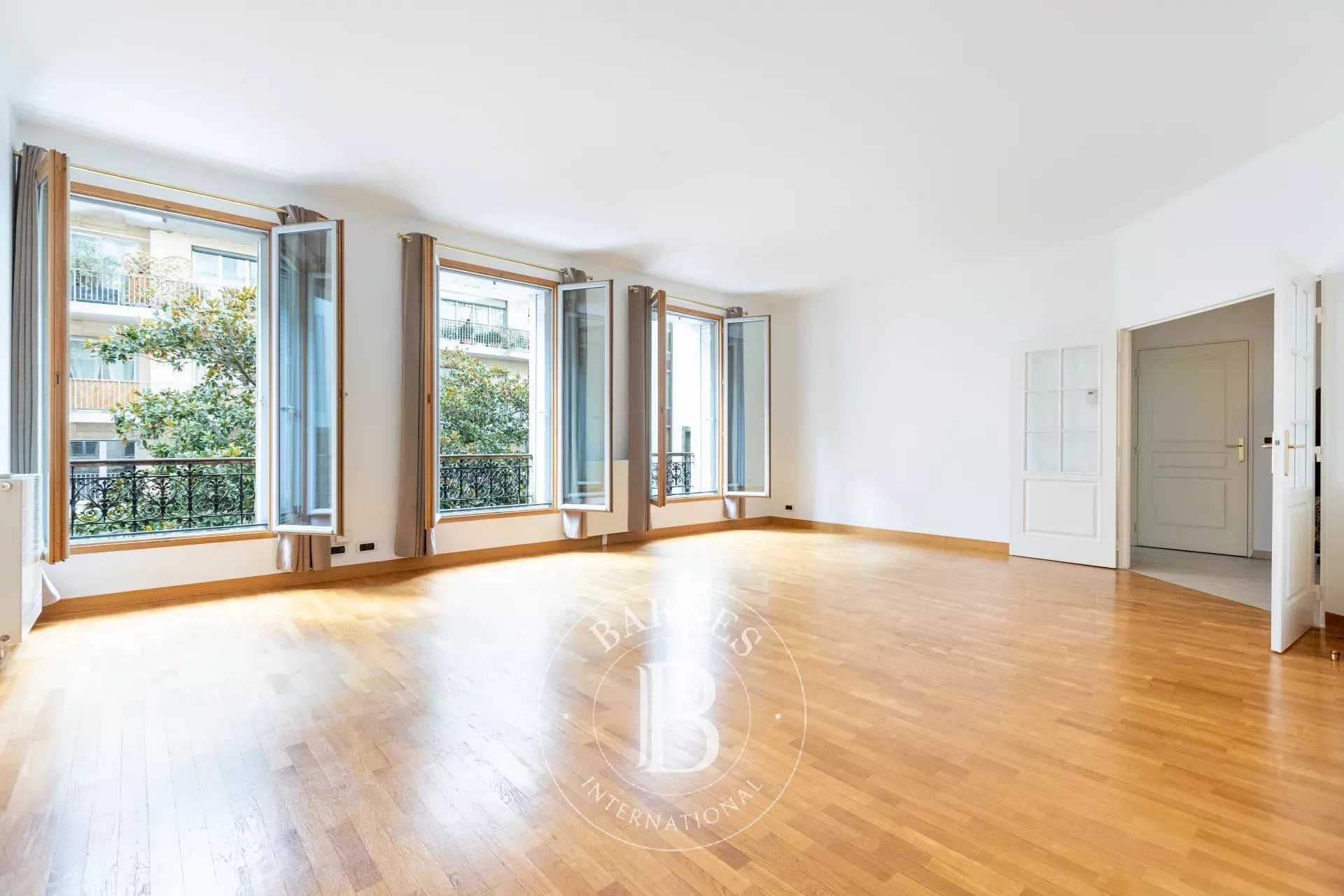 Appartement Paris 75016  -  ref 86374470 (picture 1)