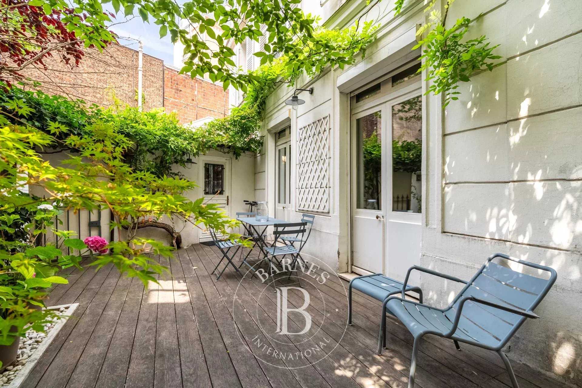 Maison Paris 75016  -  ref 86010391 (picture 1)