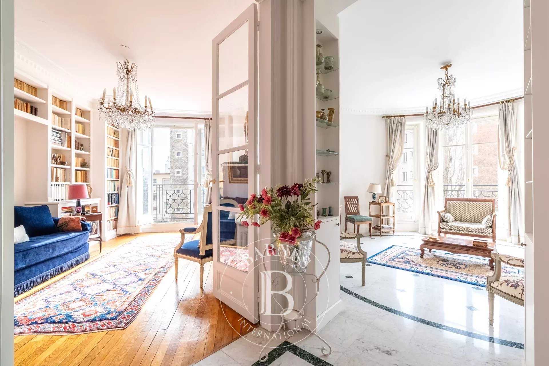 Appartement Paris 75016  -  ref 85688321 (picture 1)