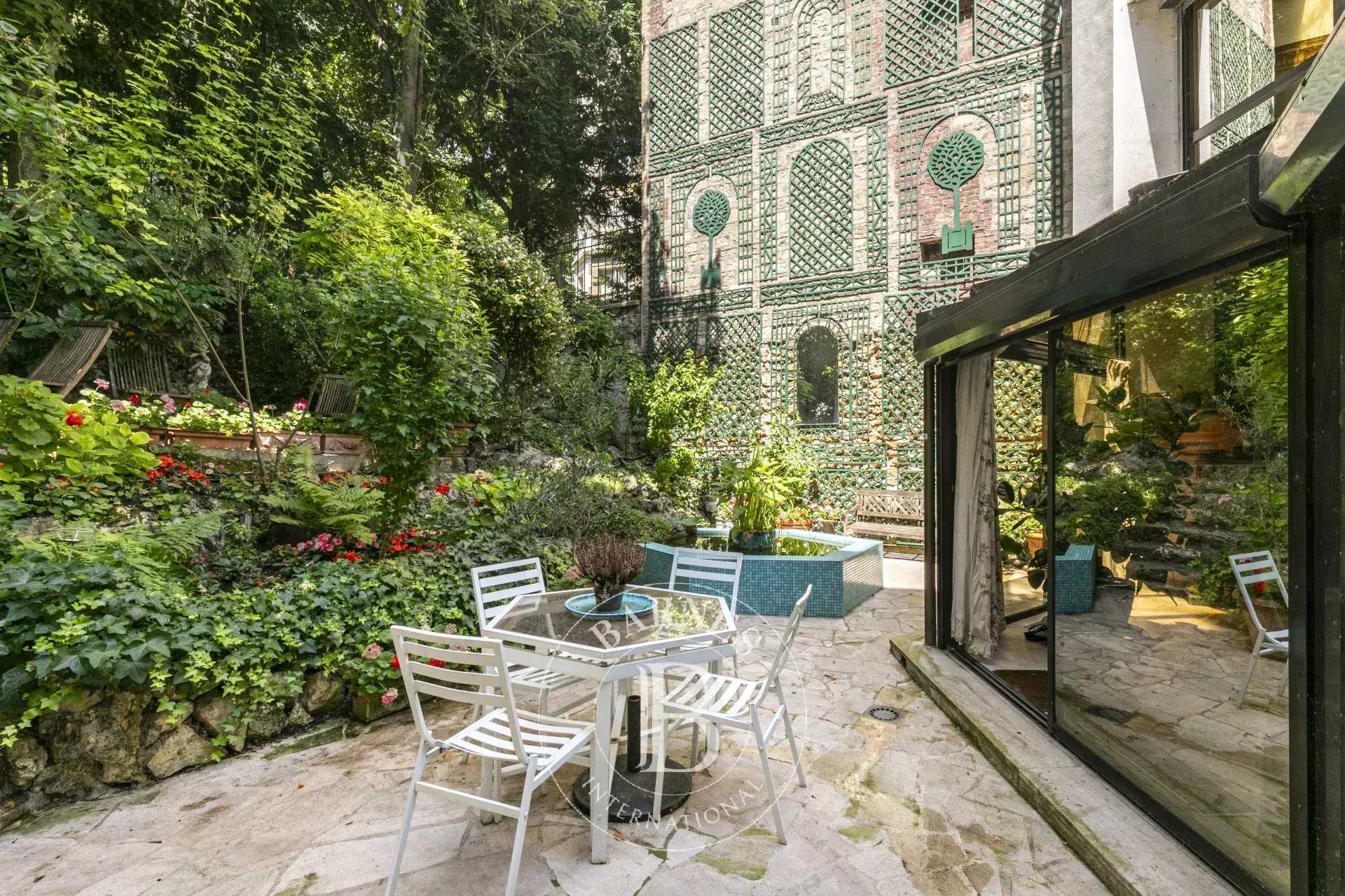Apartment Paris 75016  -  ref 87115991 (picture 1)
