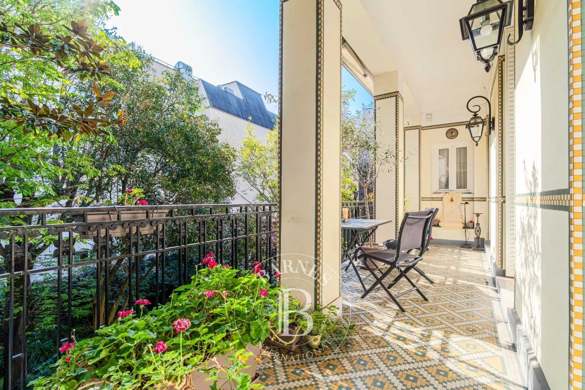 Appartement Paris 75016  -  ref 86837504 (picture 1)