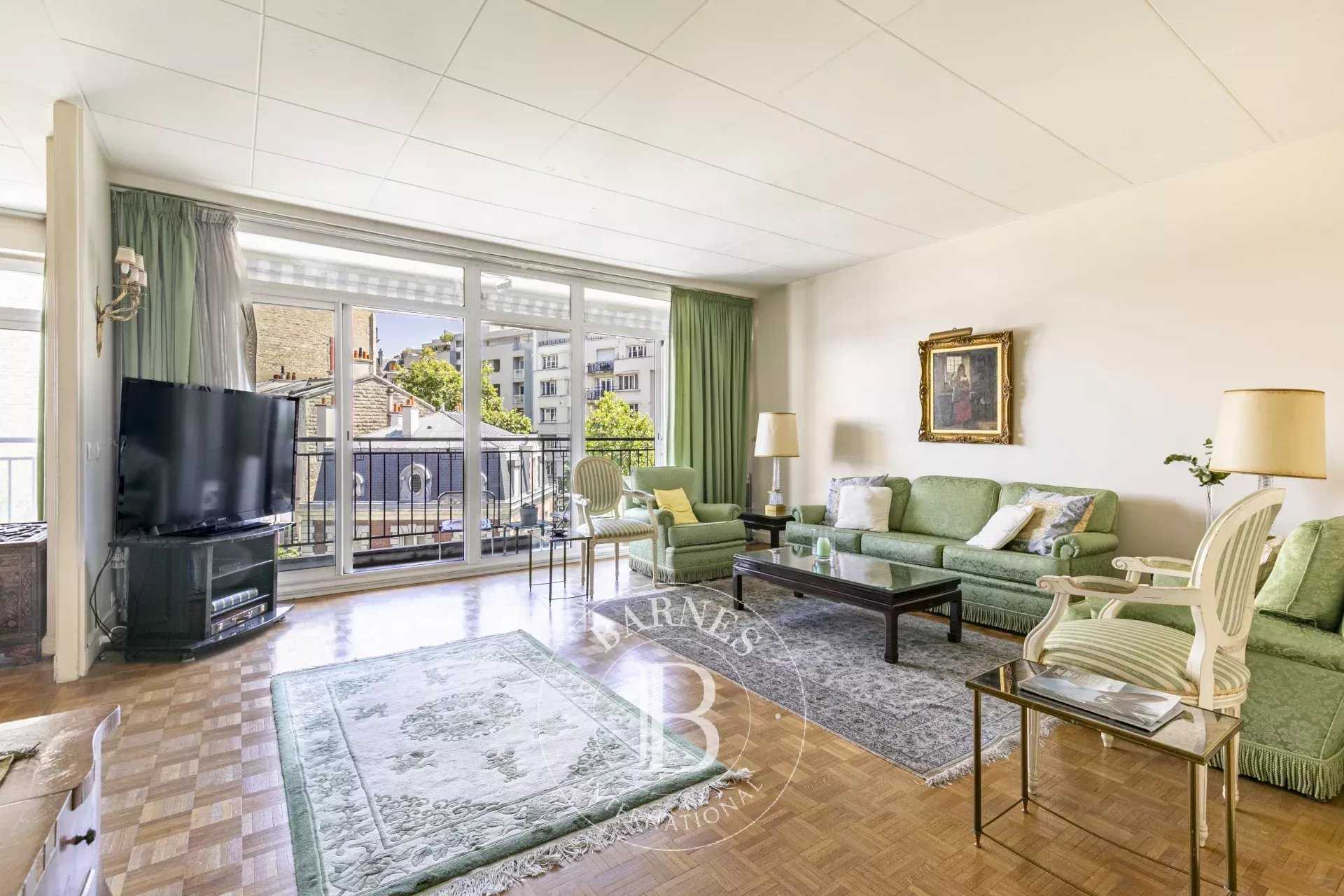 Apartment Paris 75016  -  ref 86020479 (picture 1)
