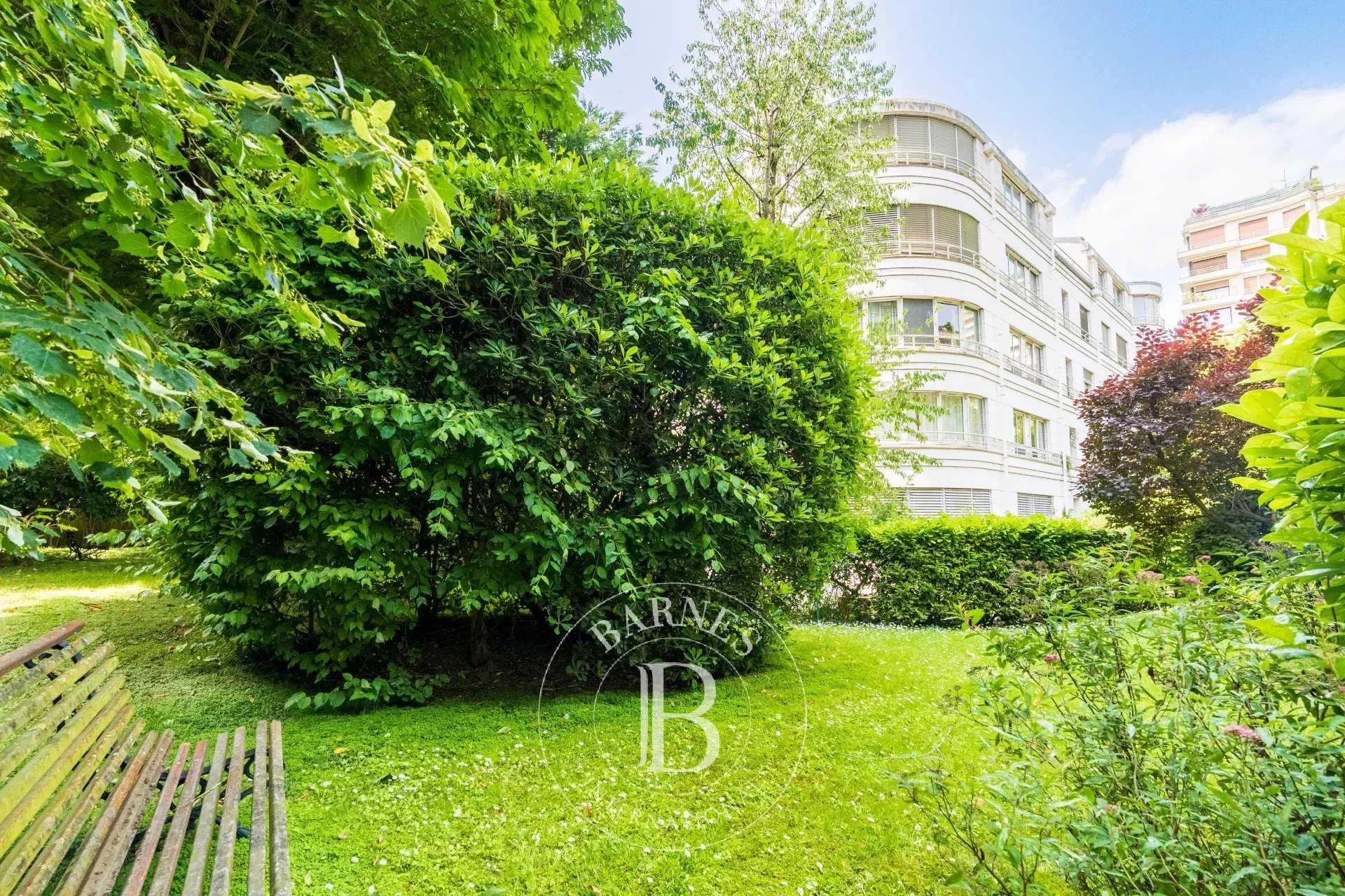 Appartement Paris 75016  -  ref 85978000 (picture 3)