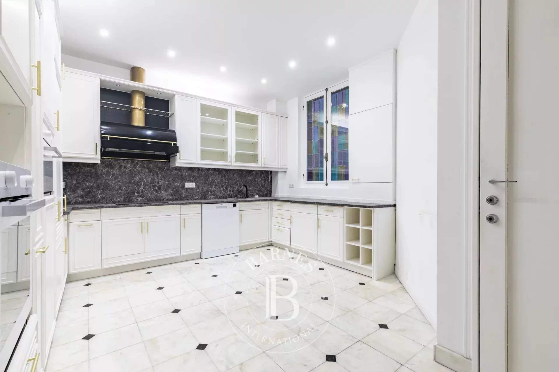 Paris  - Apartment 3 Bedrooms - picture 4