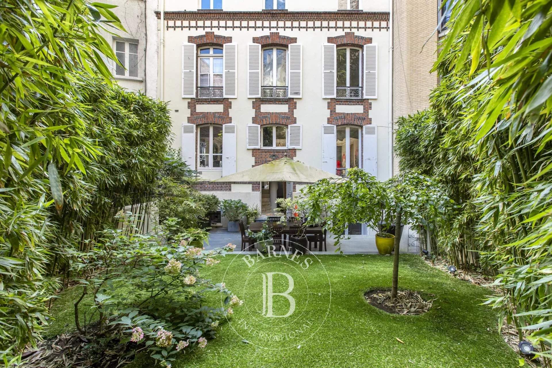 Paris  - Maison 10 Pi&egrave;ces 6 Chambres - picture 2