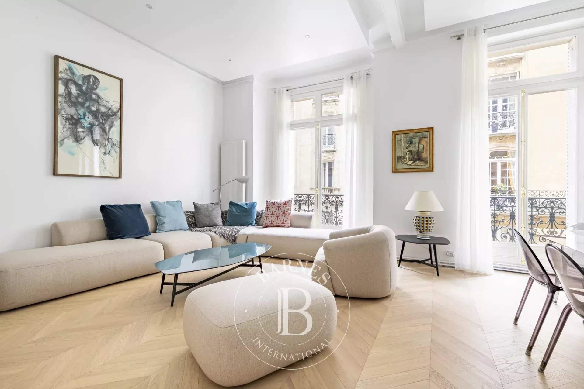 Paris  - Appartement 5 Pi&egrave;ces 3 Chambres - picture 1