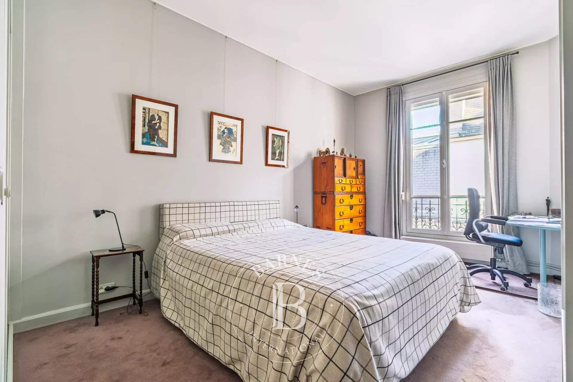 Paris  - Appartement 6 Pi&egrave;ces 4 Chambres - picture 6