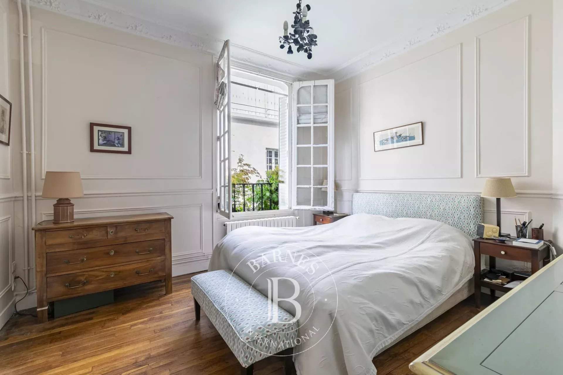 Paris  - House 3 Bedrooms - picture 18
