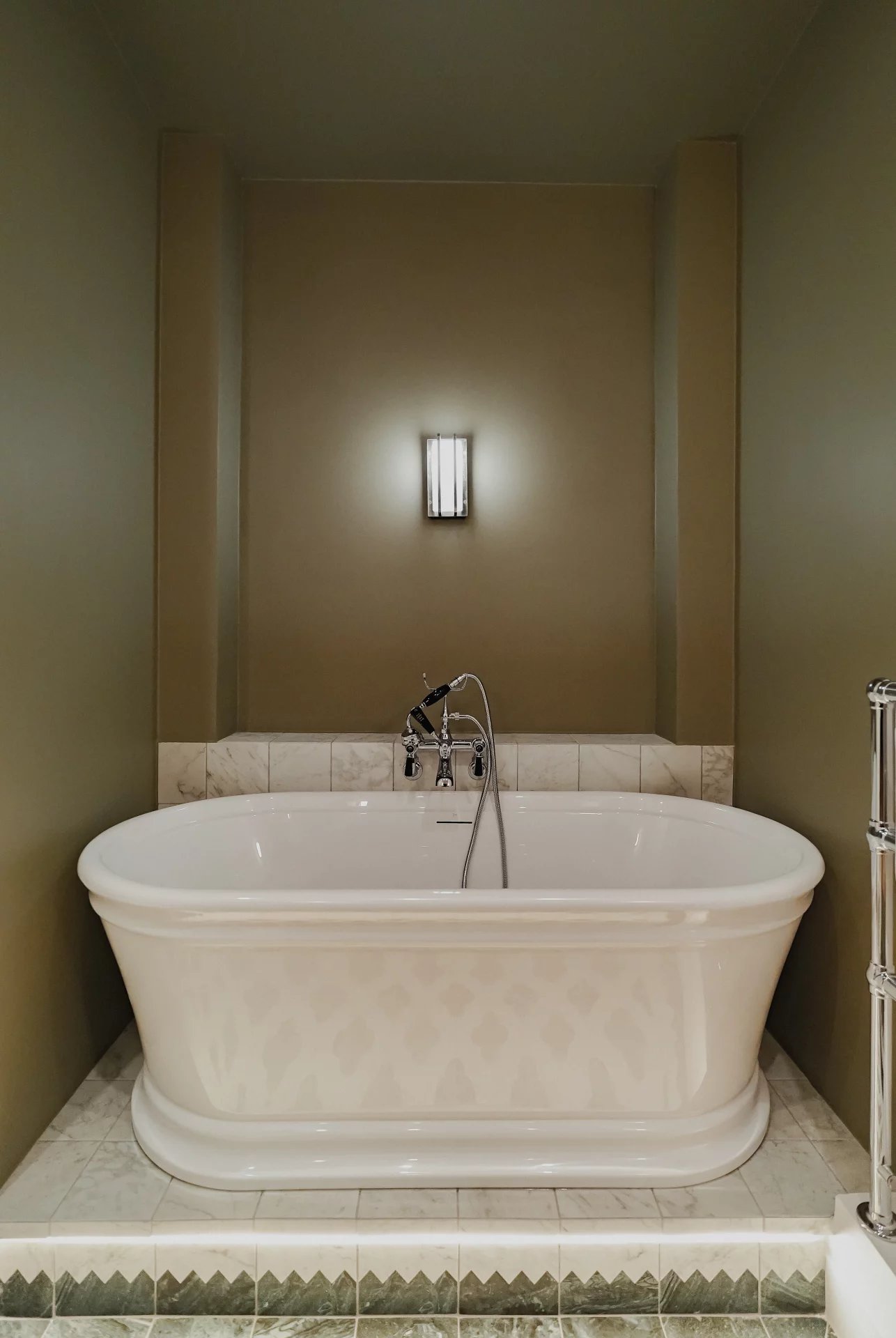 Paris  - Appartement 8 Pi&egrave;ces 4 Chambres - picture 9