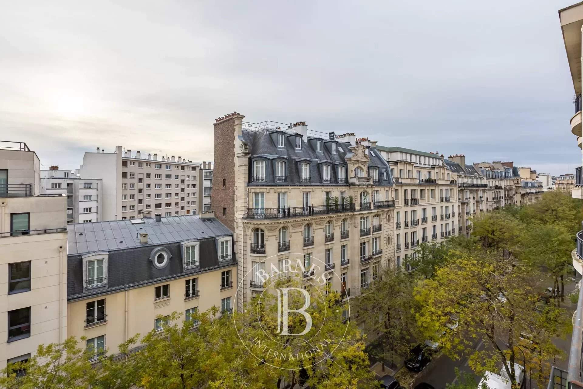 Paris  - Apartment 4 Bedrooms - picture 20