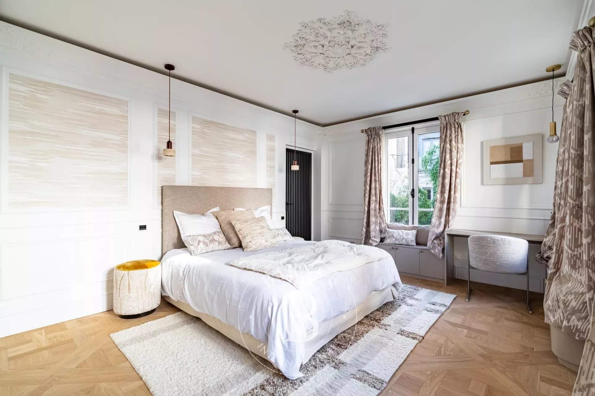 Paris  - Hôtel particulier 10 Pièces 6 Chambres - picture 20