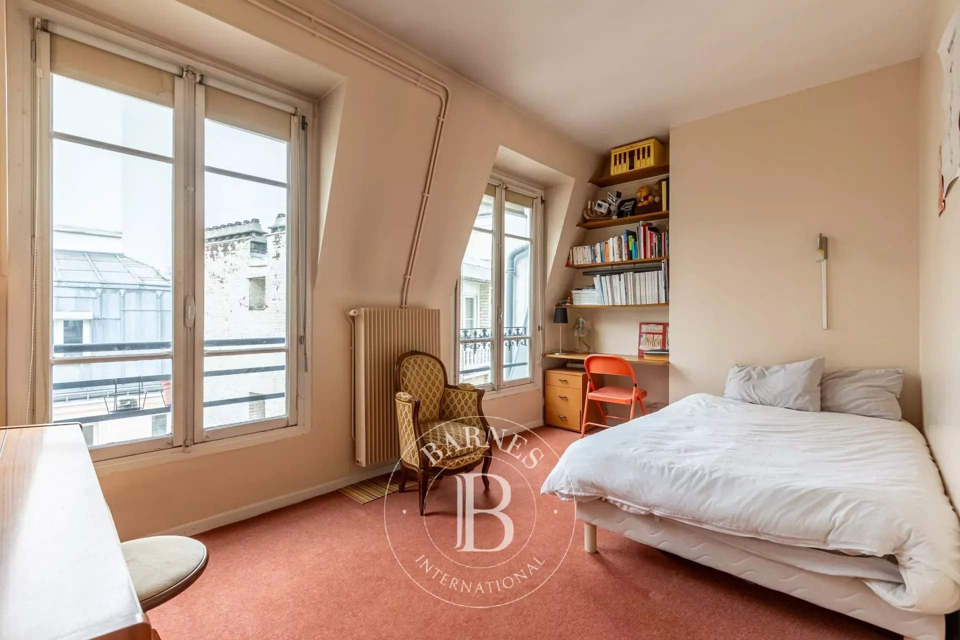 Paris  - Apartment 4 Bedrooms - picture 16