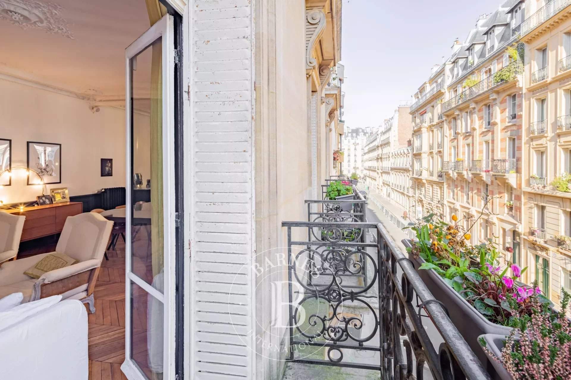 Paris  - Apartment 4 Bedrooms - picture 4