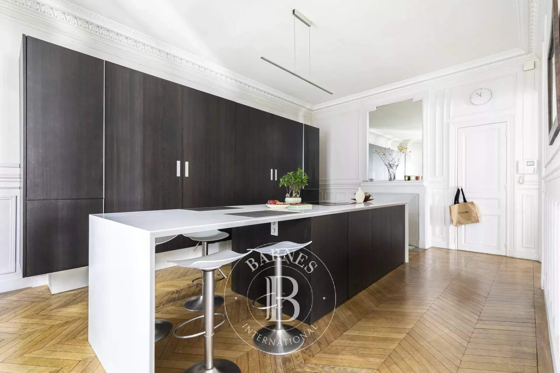Paris  - Apartment 4 Bedrooms - picture 3