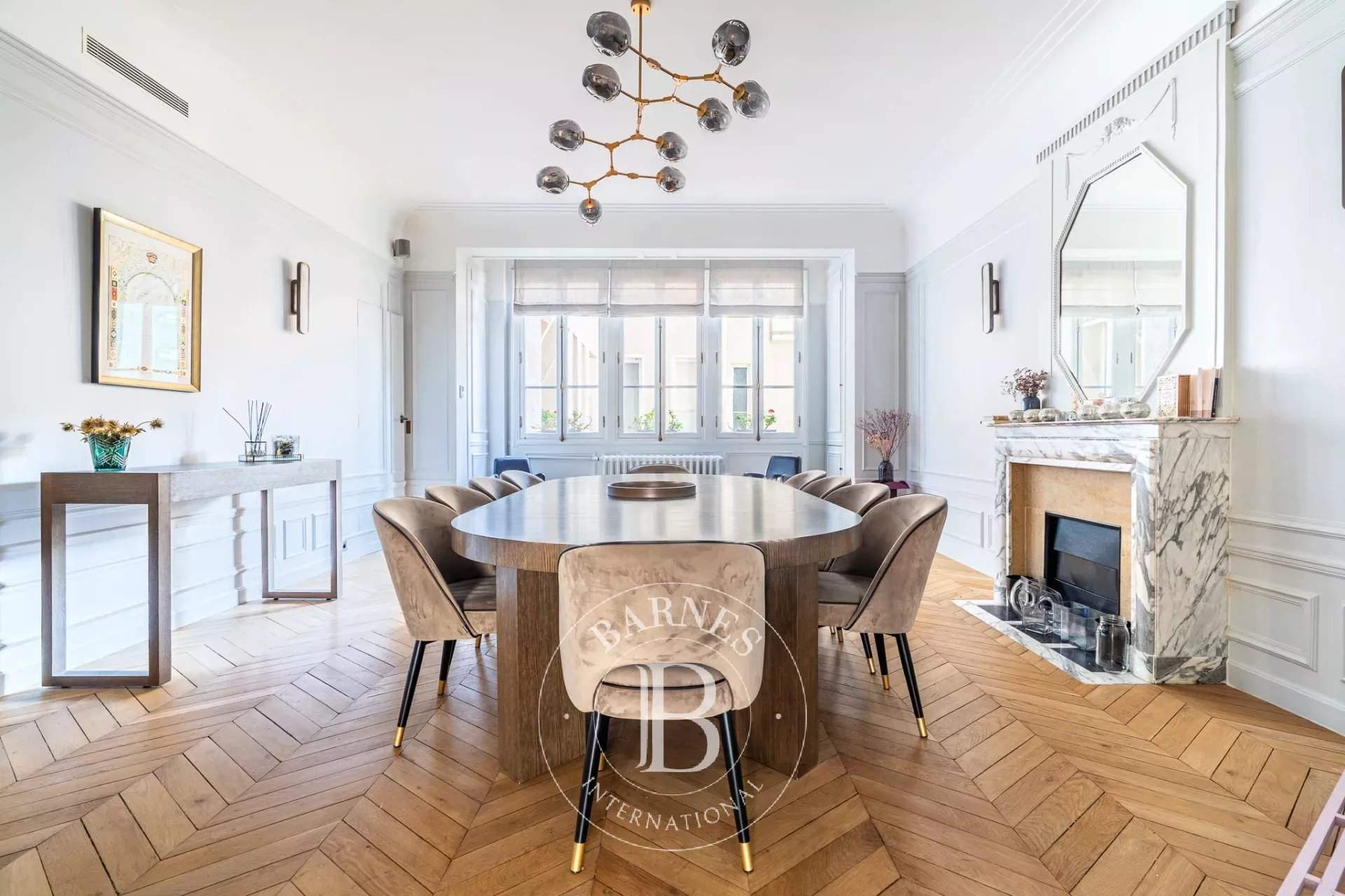 Paris  - Appartement 8 Pi&egrave;ces 5 Chambres - picture 5