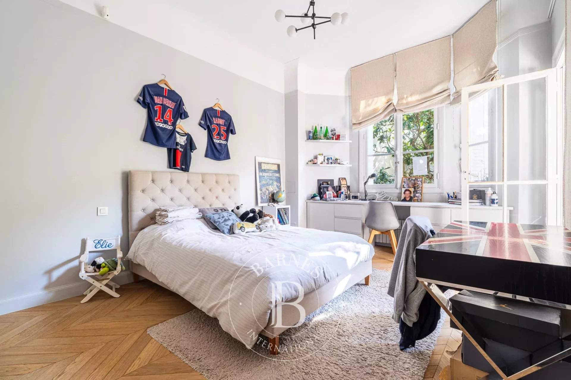 Paris  - Appartement 8 Pi&egrave;ces 5 Chambres - picture 12