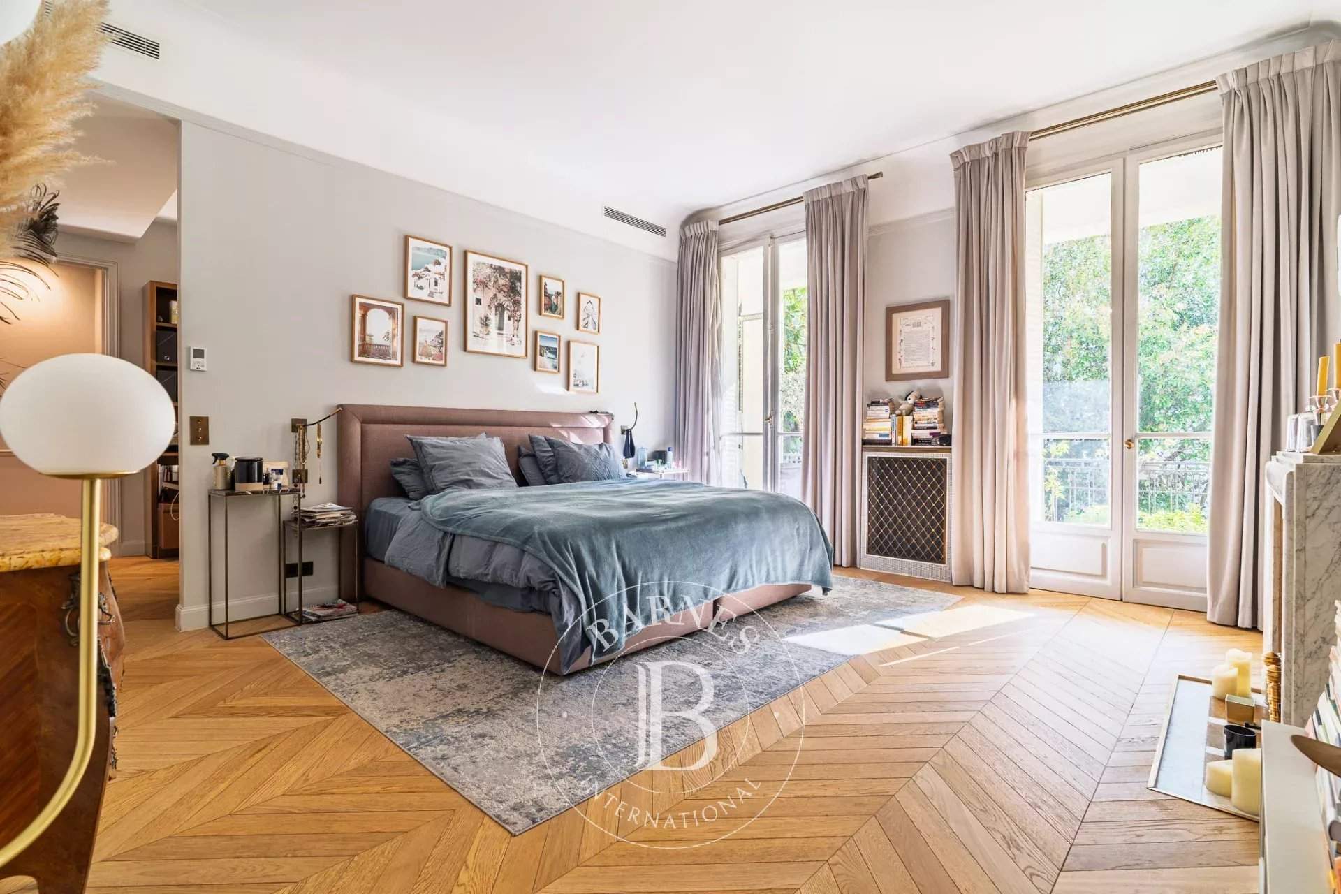 Paris  - Appartement 8 Pi&egrave;ces 5 Chambres - picture 9