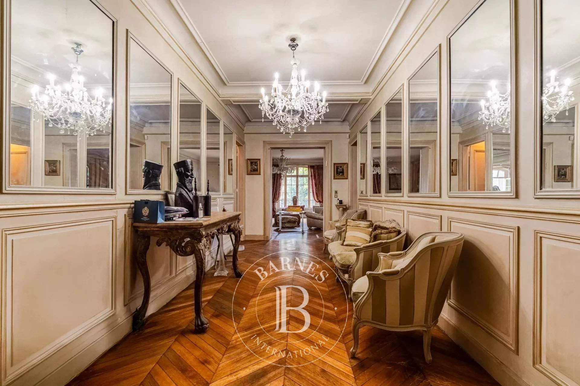 Paris  - Appartement 7 Pièces 5 Chambres - picture 11