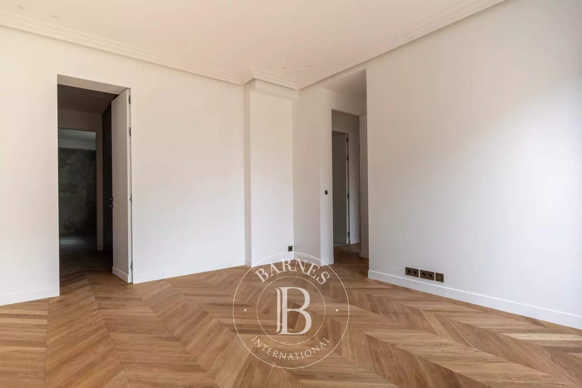 Paris  - Appartement 5 Pièces 4 Chambres - picture 7