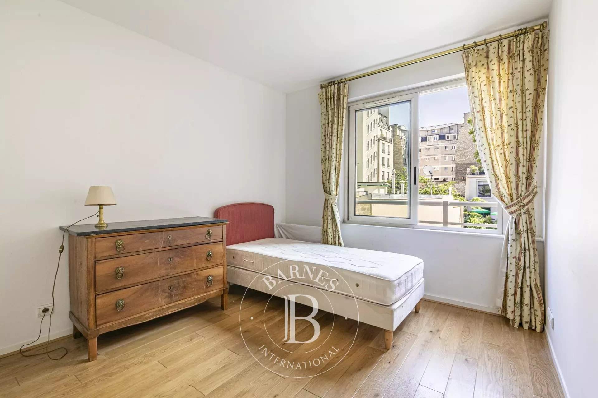 Paris  - Apartment 2 Bedrooms - picture 11