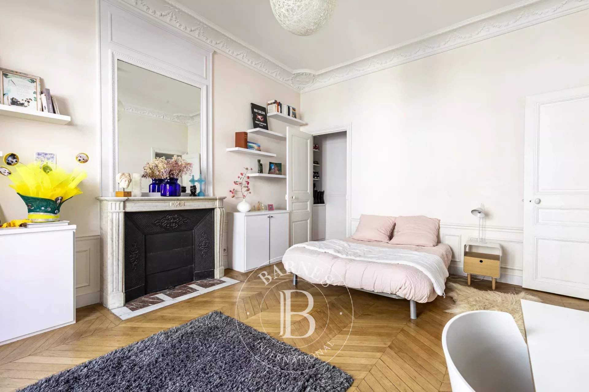 Paris  - Apartment 4 Bedrooms - picture 11