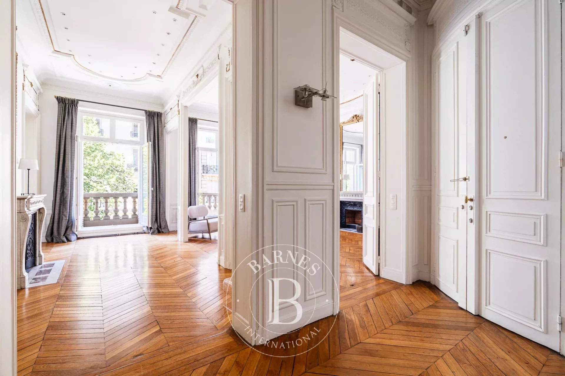 Paris  - Appartement 6 Pi&egrave;ces 4 Chambres - picture 6