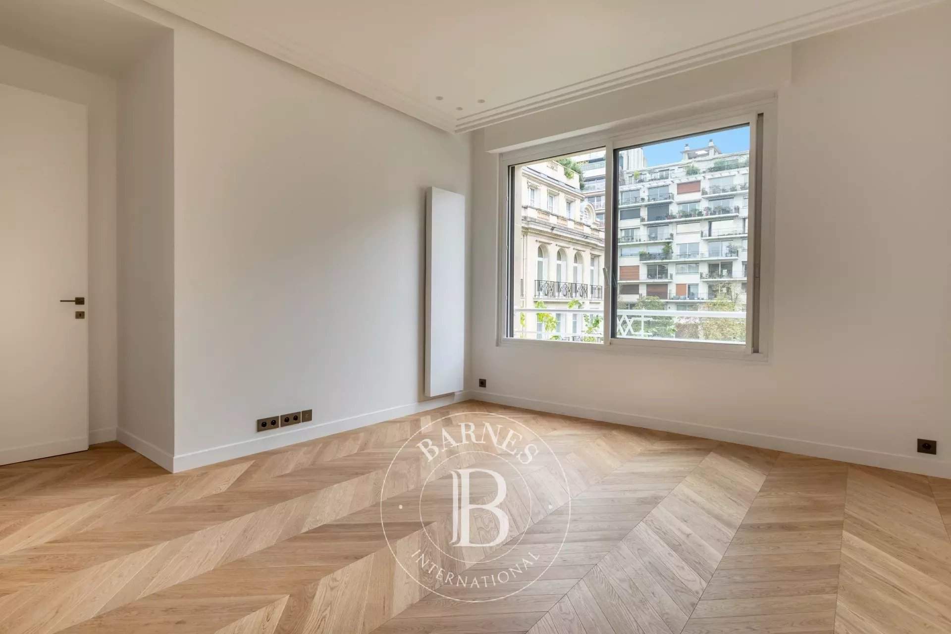 Paris  - Appartement 5 Pièces 4 Chambres - picture 8
