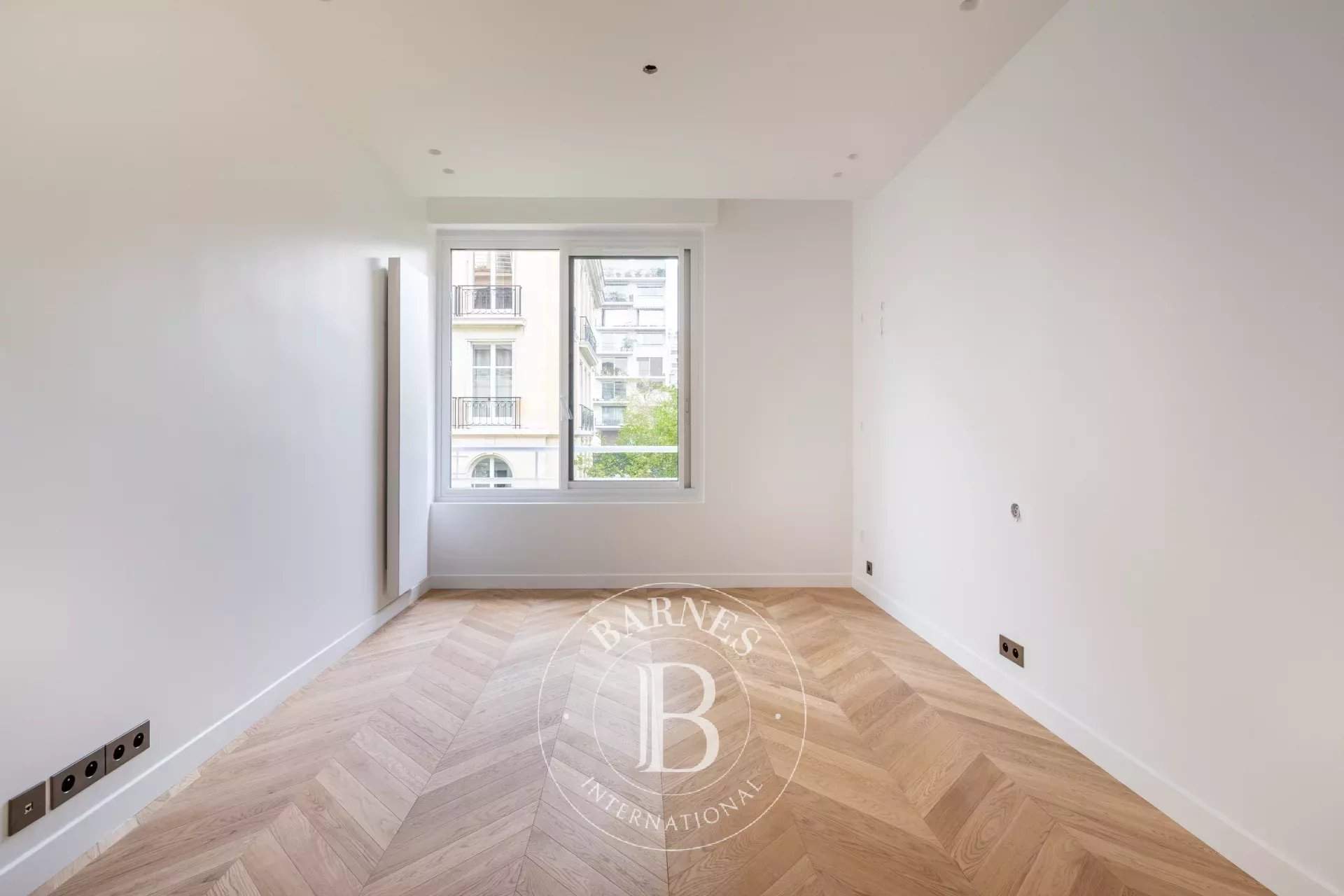 Paris  - Apartment 4 Bedrooms - picture 12