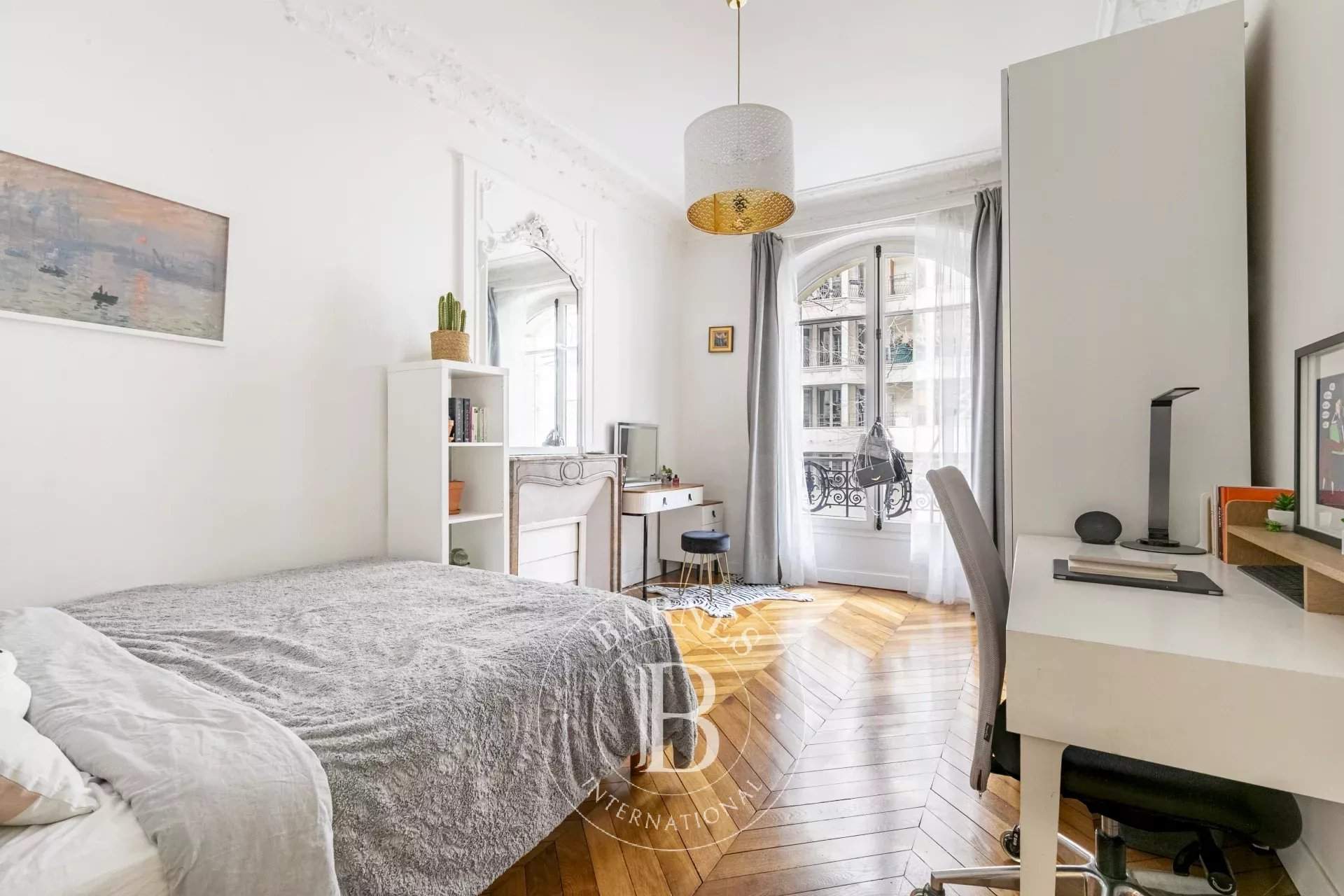 Paris  - Appartement 7 Pi&egrave;ces 4 Chambres - picture 11