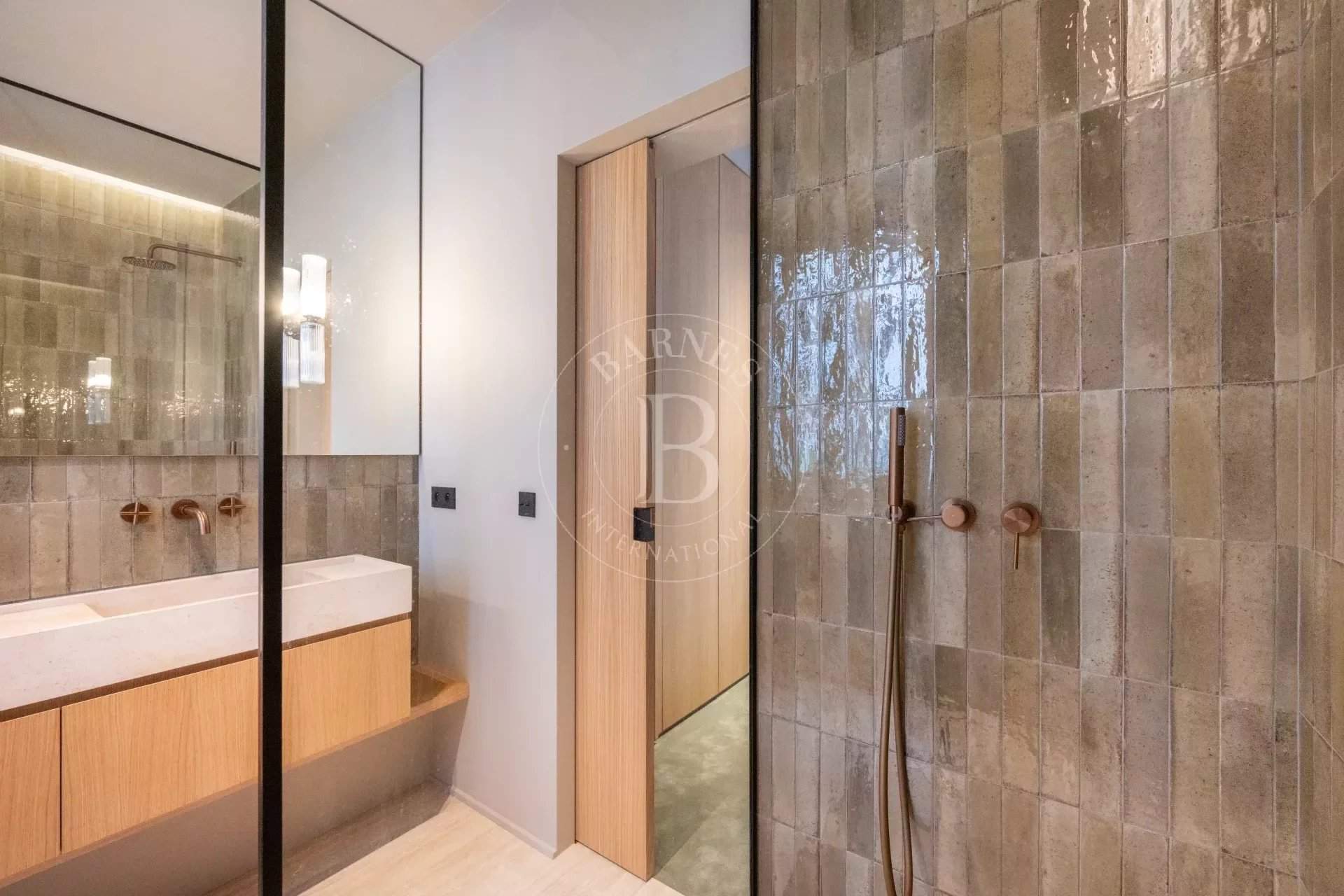 Paris  - Appartement 5 Pièces 3 Chambres - picture 12