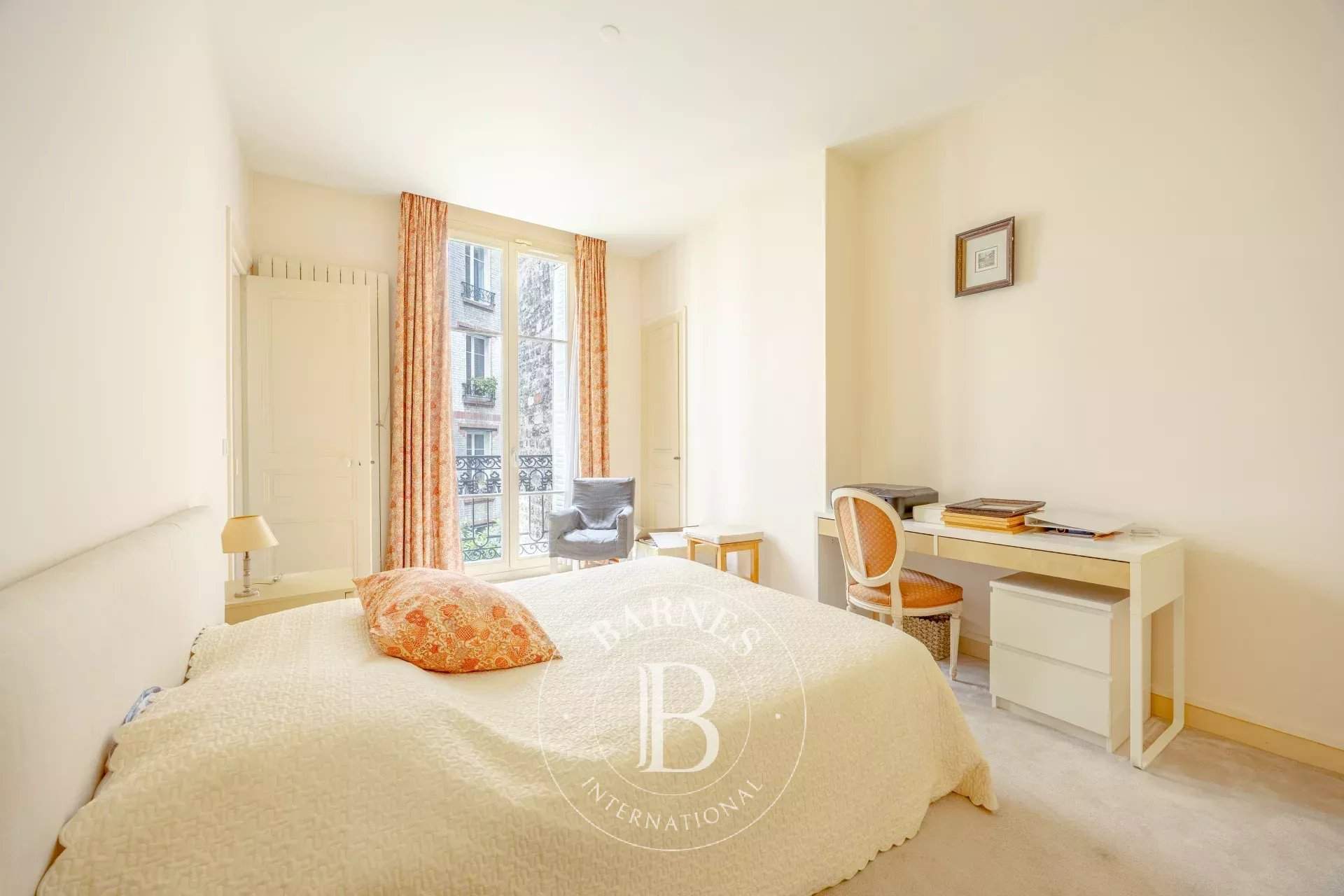 Paris  - Appartement 5 Pi&egrave;ces 3 Chambres - picture 7