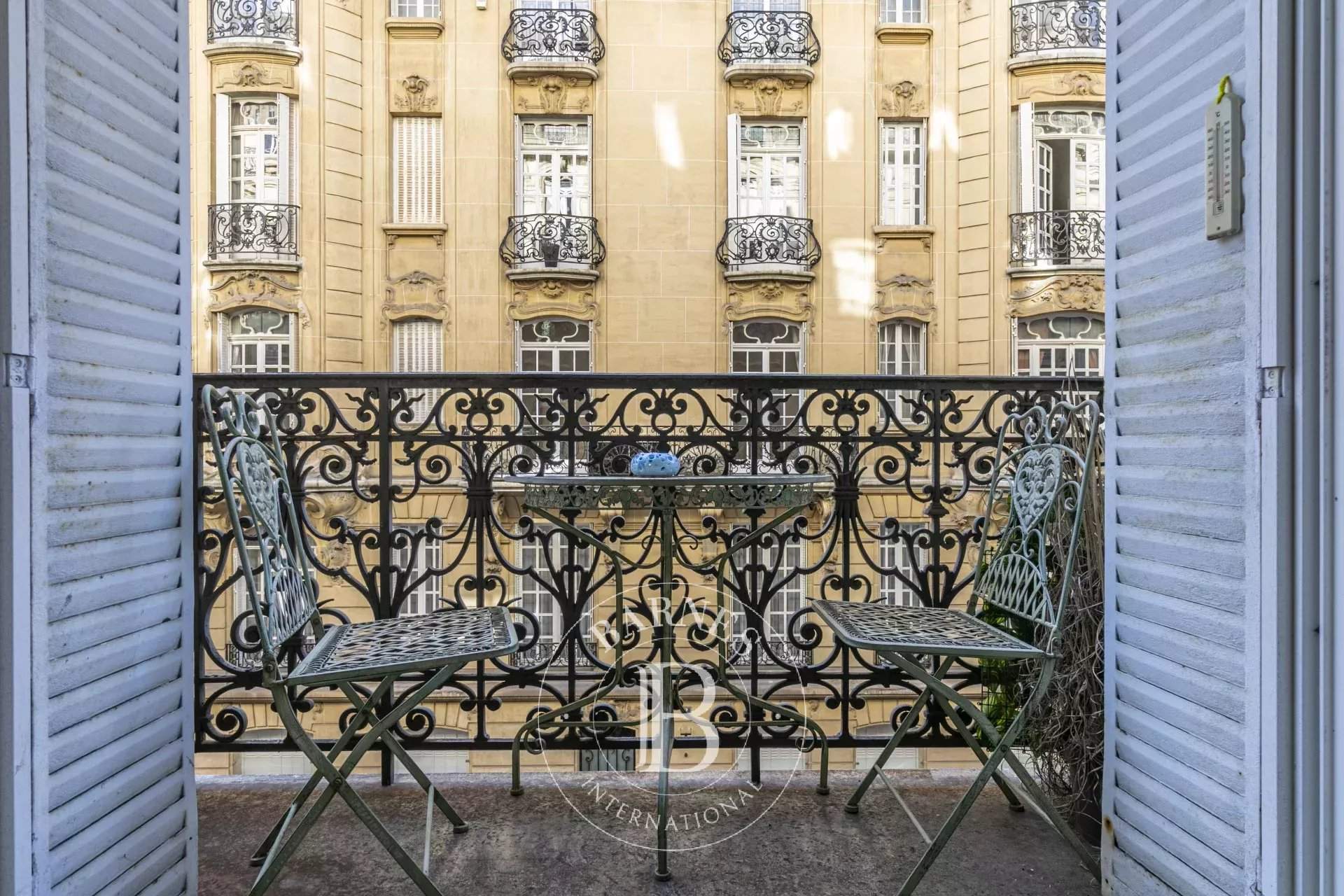 Paris  - Apartment 3 Bedrooms - picture 8