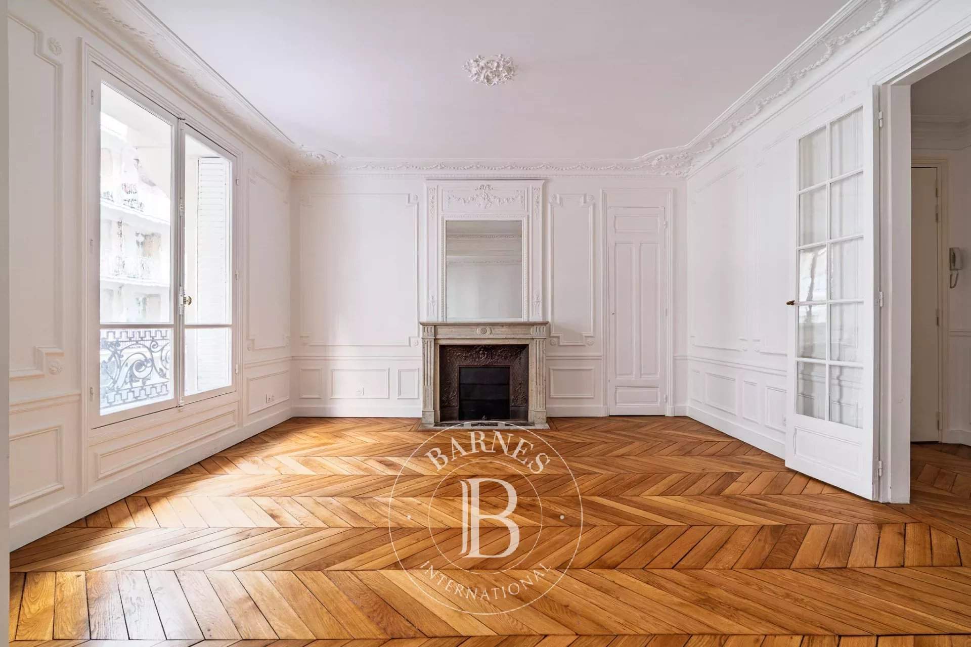 Paris  - Apartment 3 Bedrooms - picture 2