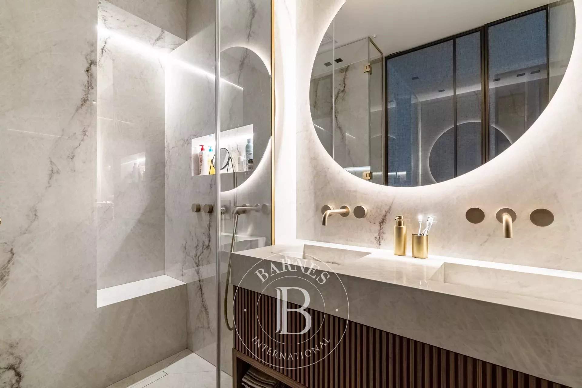 Paris  - Appartement 6 Pièces 4 Chambres - picture 9