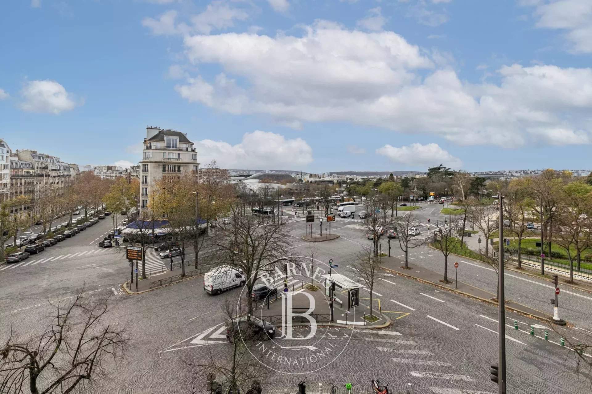 Paris  - Apartment 3 Bedrooms - picture 13