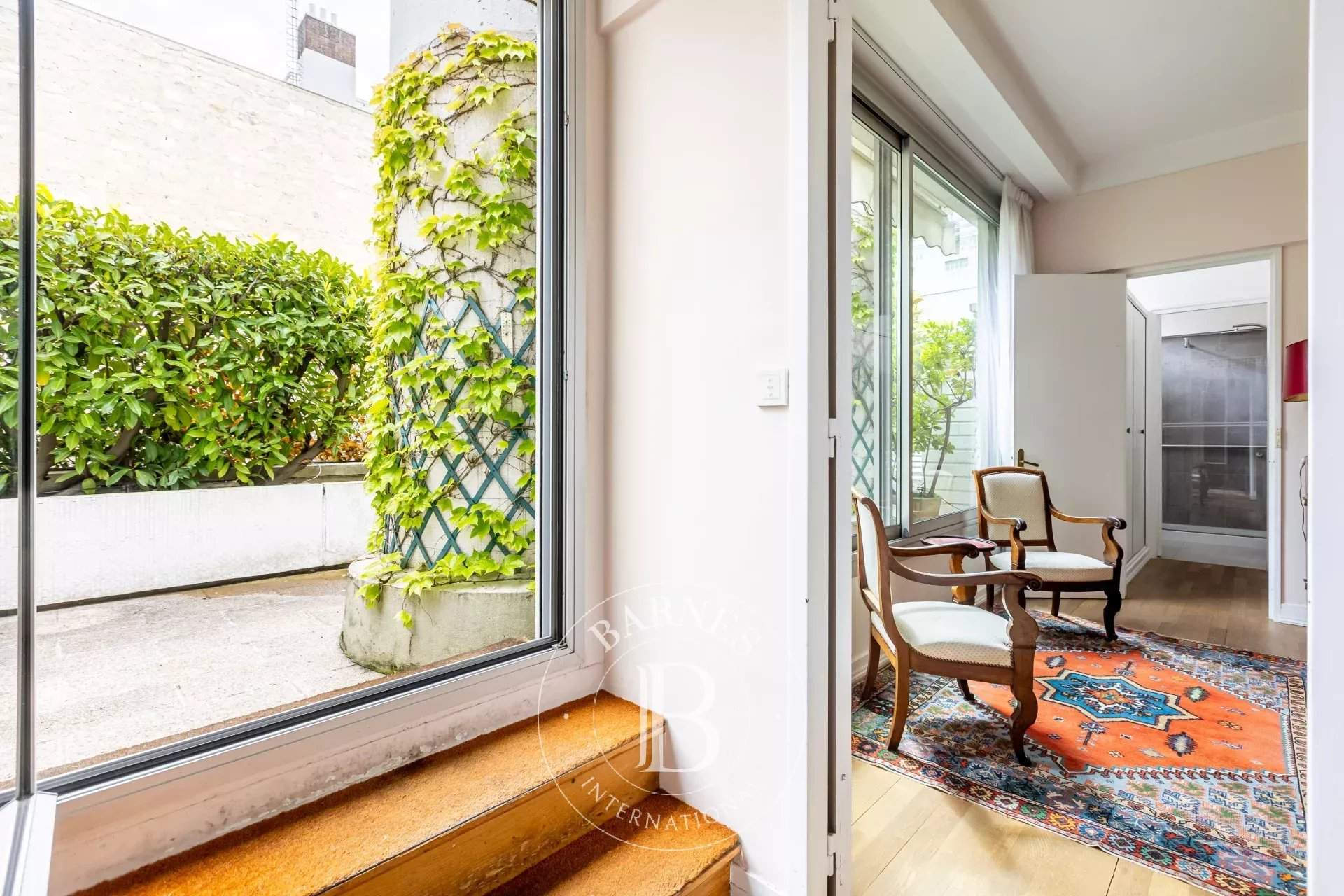 Paris  - Appartement 4 Pi&egrave;ces 2 Chambres - picture 16