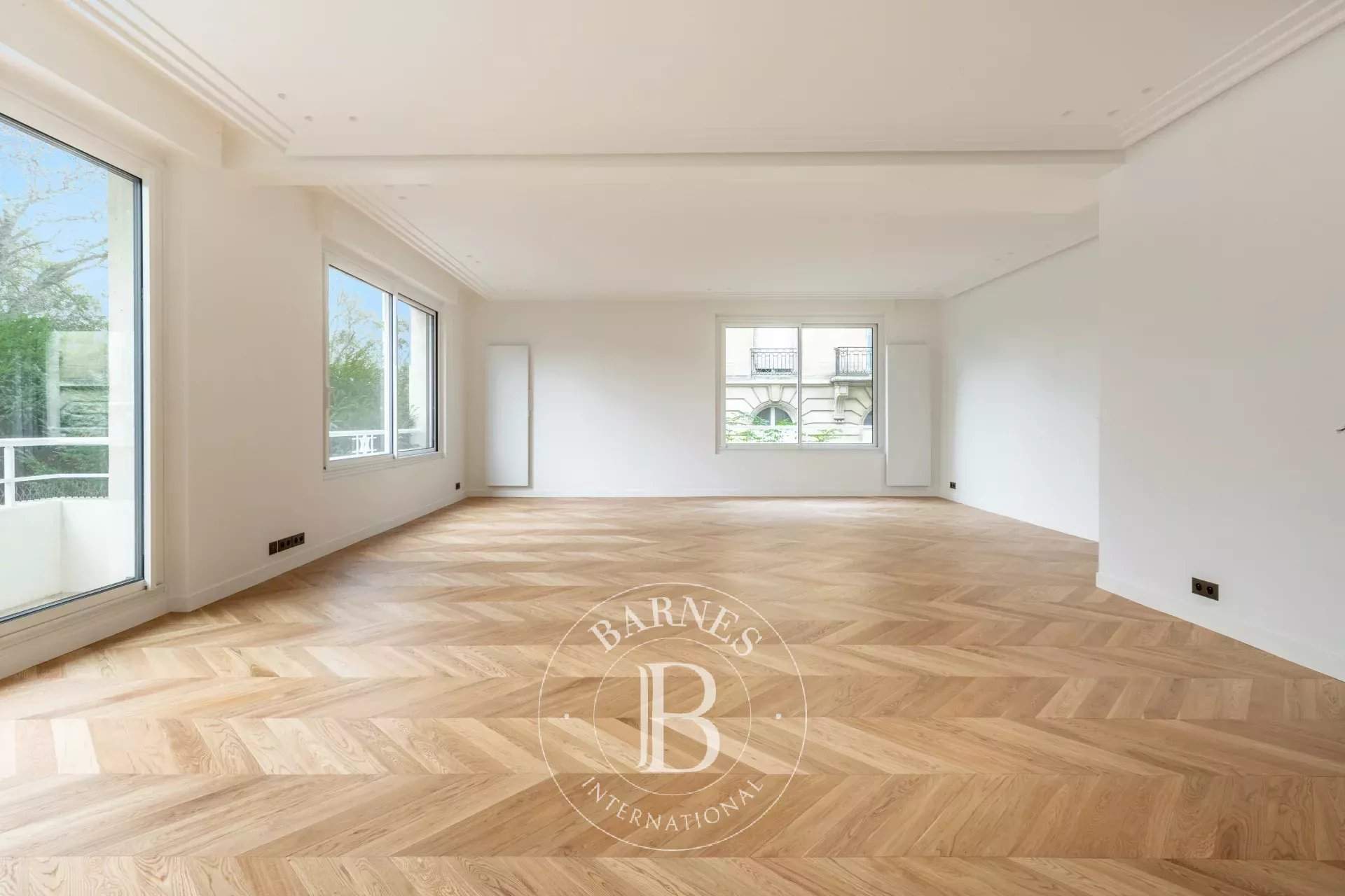 Paris  - Apartment 4 Bedrooms - picture 9