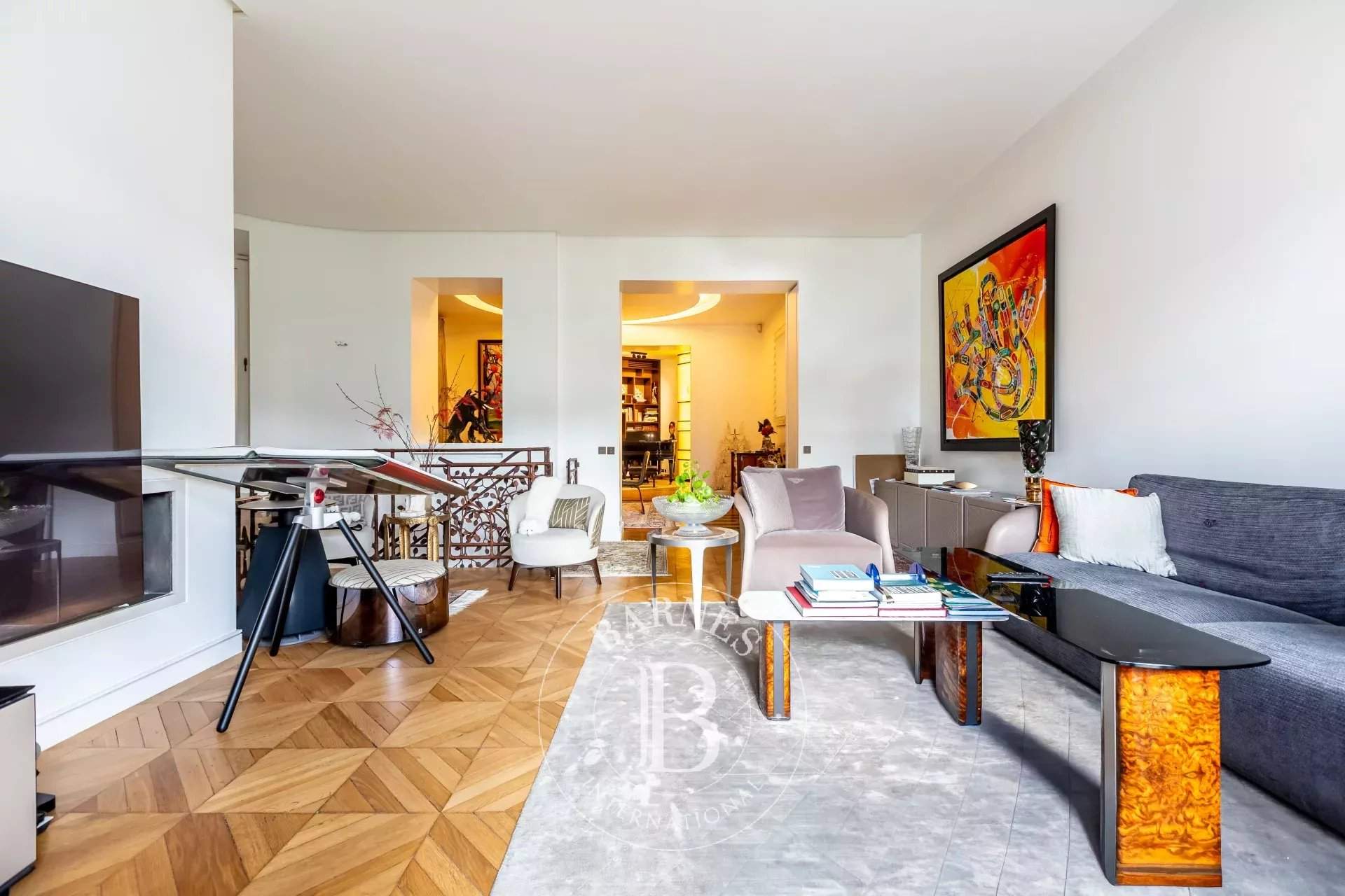 Paris  - Appartement 7 Pi&egrave;ces 3 Chambres - picture 11