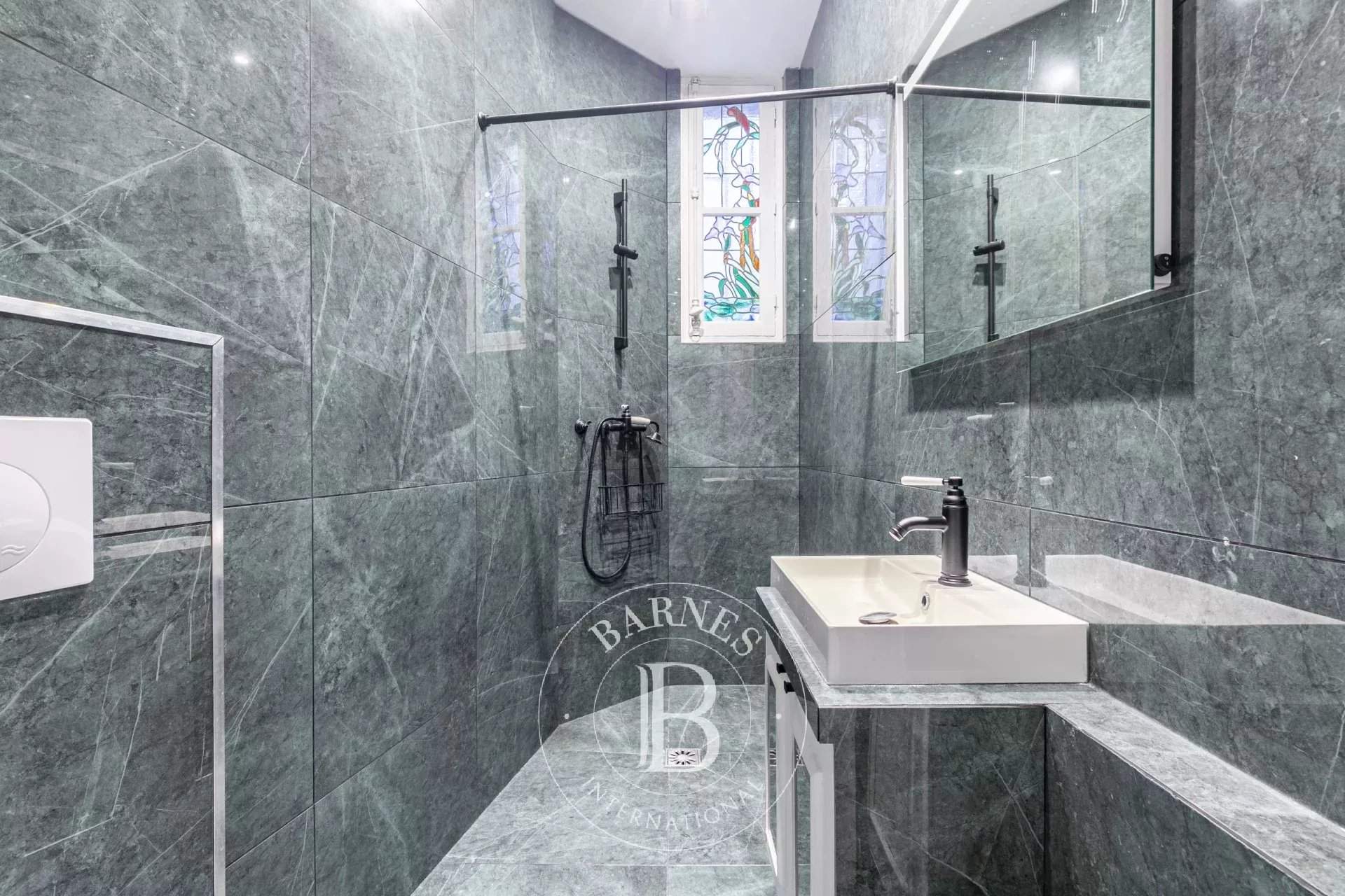 Paris  - Apartment 3 Bedrooms - picture 9