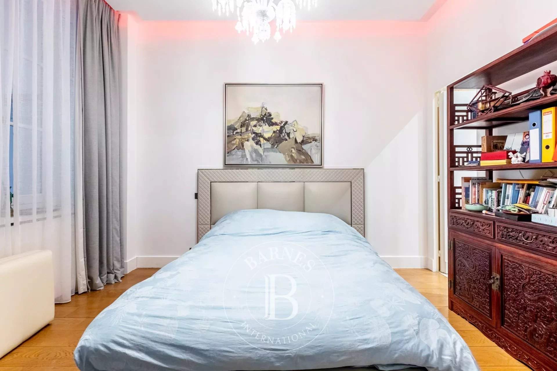 Paris  - Appartement 7 Pi&egrave;ces 3 Chambres - picture 15