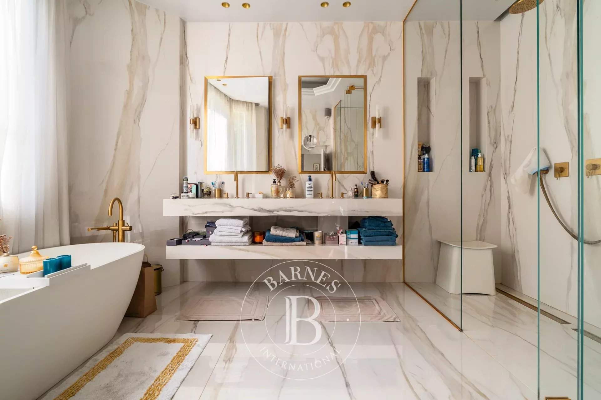 Paris  - Appartement 8 Pi&egrave;ces 5 Chambres - picture 11