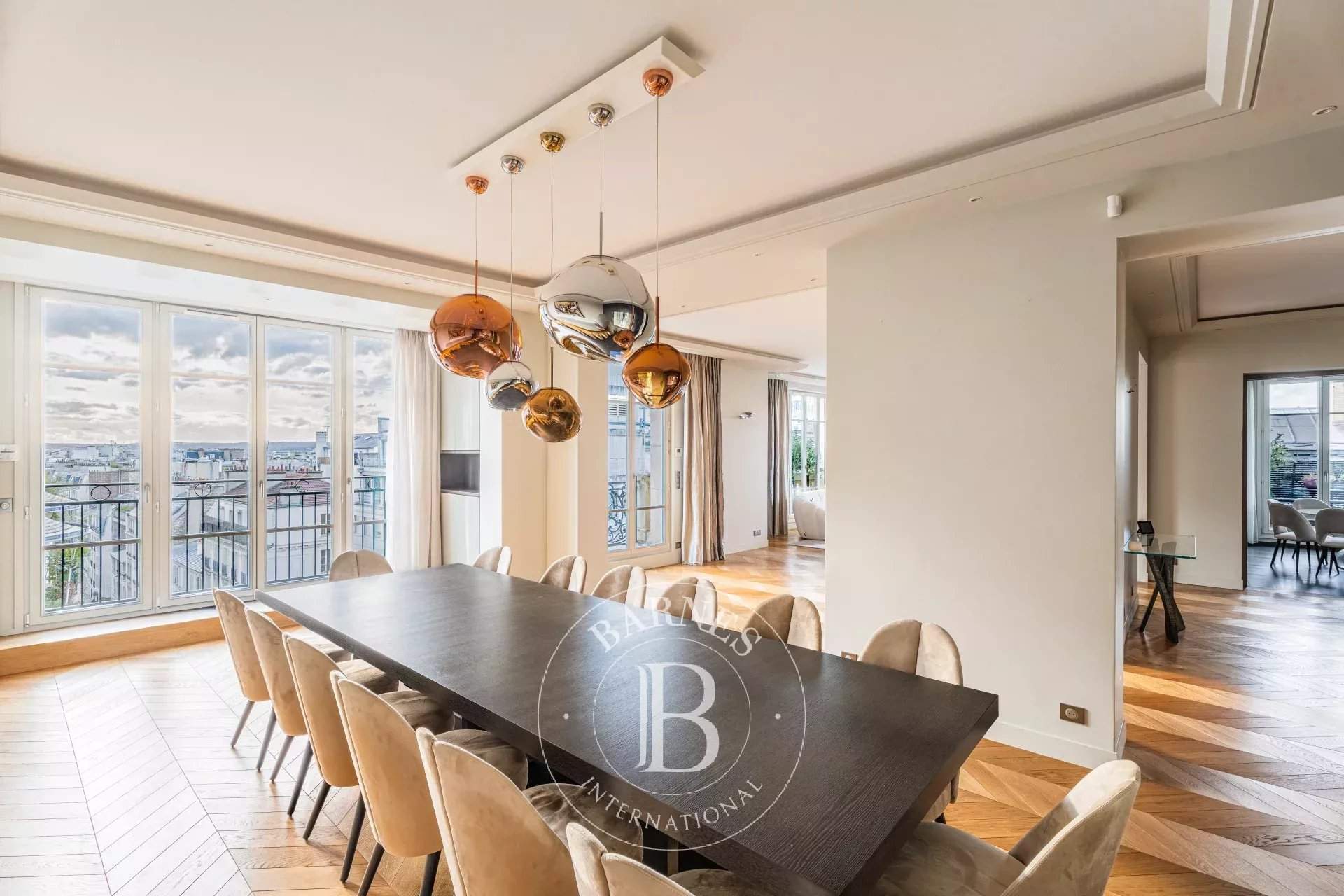 Paris  - Appartement 10 Pi&egrave;ces 5 Chambres - picture 2