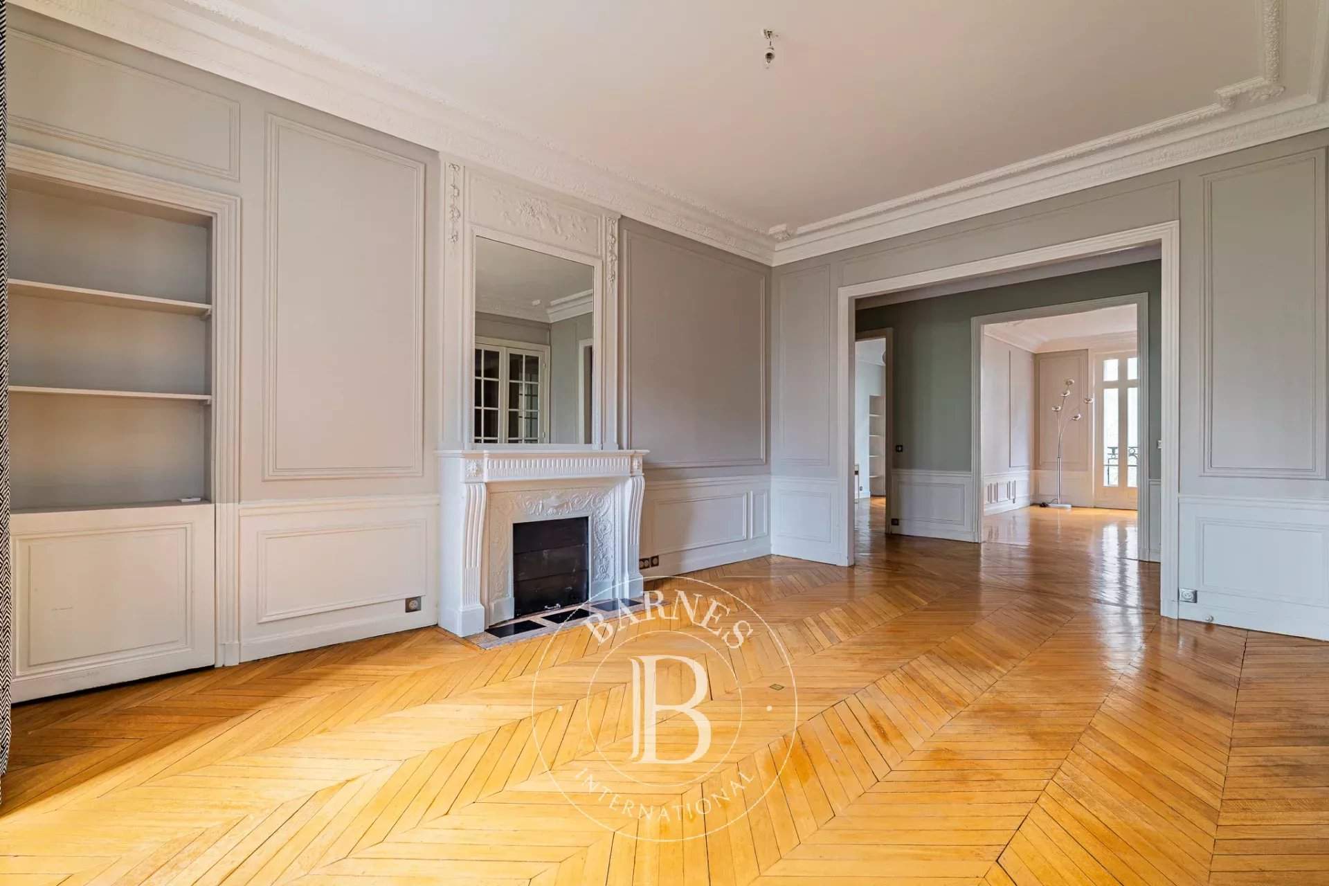 Paris  - Apartment 4 Bedrooms - picture 7